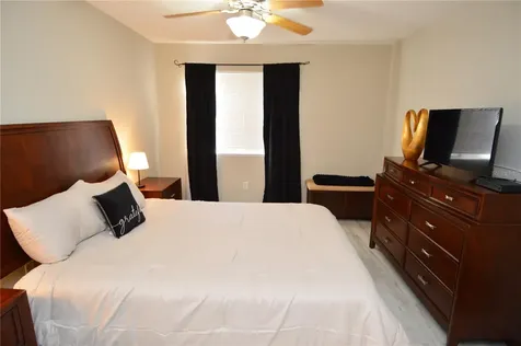 10265 Gandy Boulevard N St Petersburg FL 33702