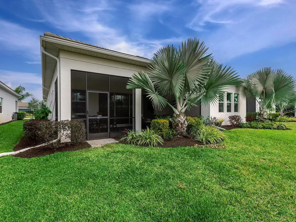 8191 Redonda Loop Lakewood Ranch FL 34202