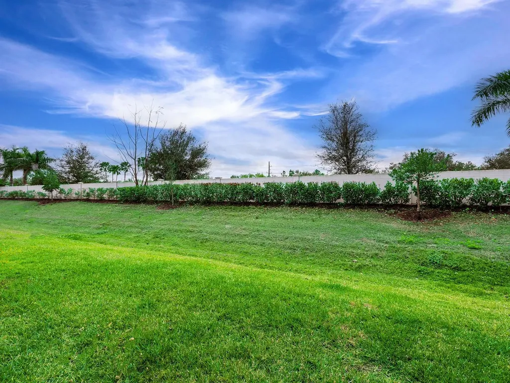 8191 Redonda Loop Lakewood Ranch FL 34202