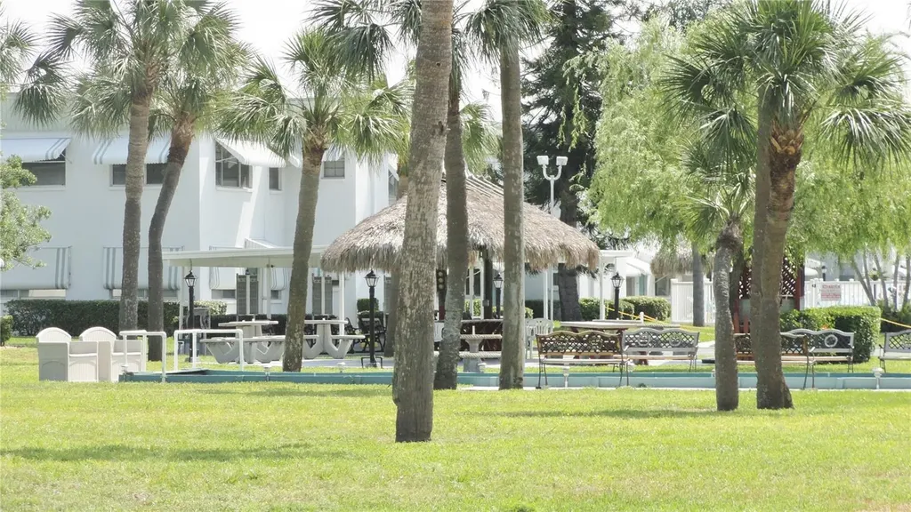 5347 81st Lane St Petersburg FL 33709