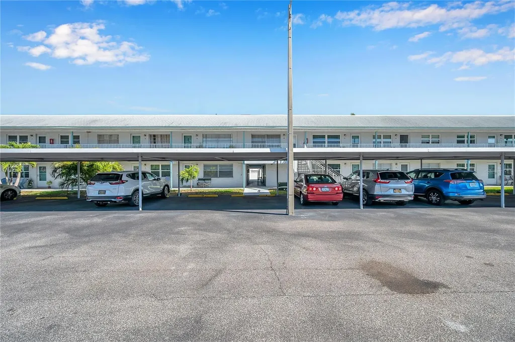 5347 81st Lane St Petersburg FL 33709
