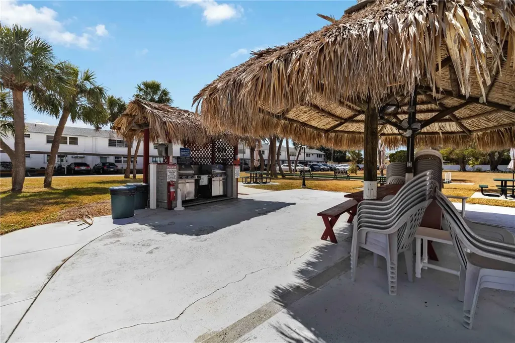 5347 81st Lane St Petersburg FL 33709