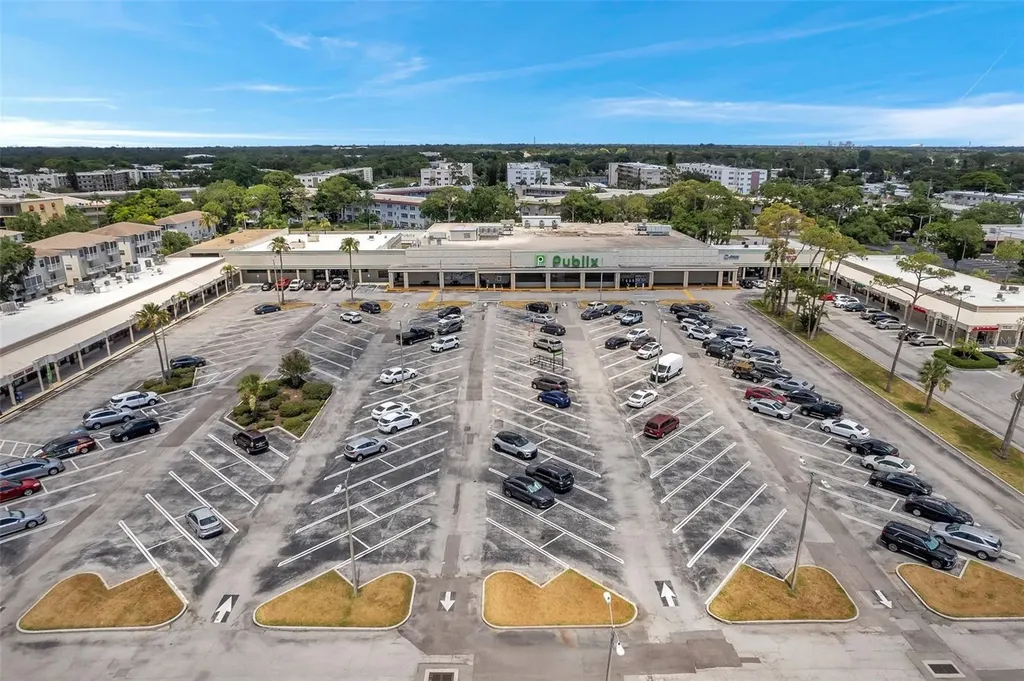 5347 81st Lane St Petersburg FL 33709