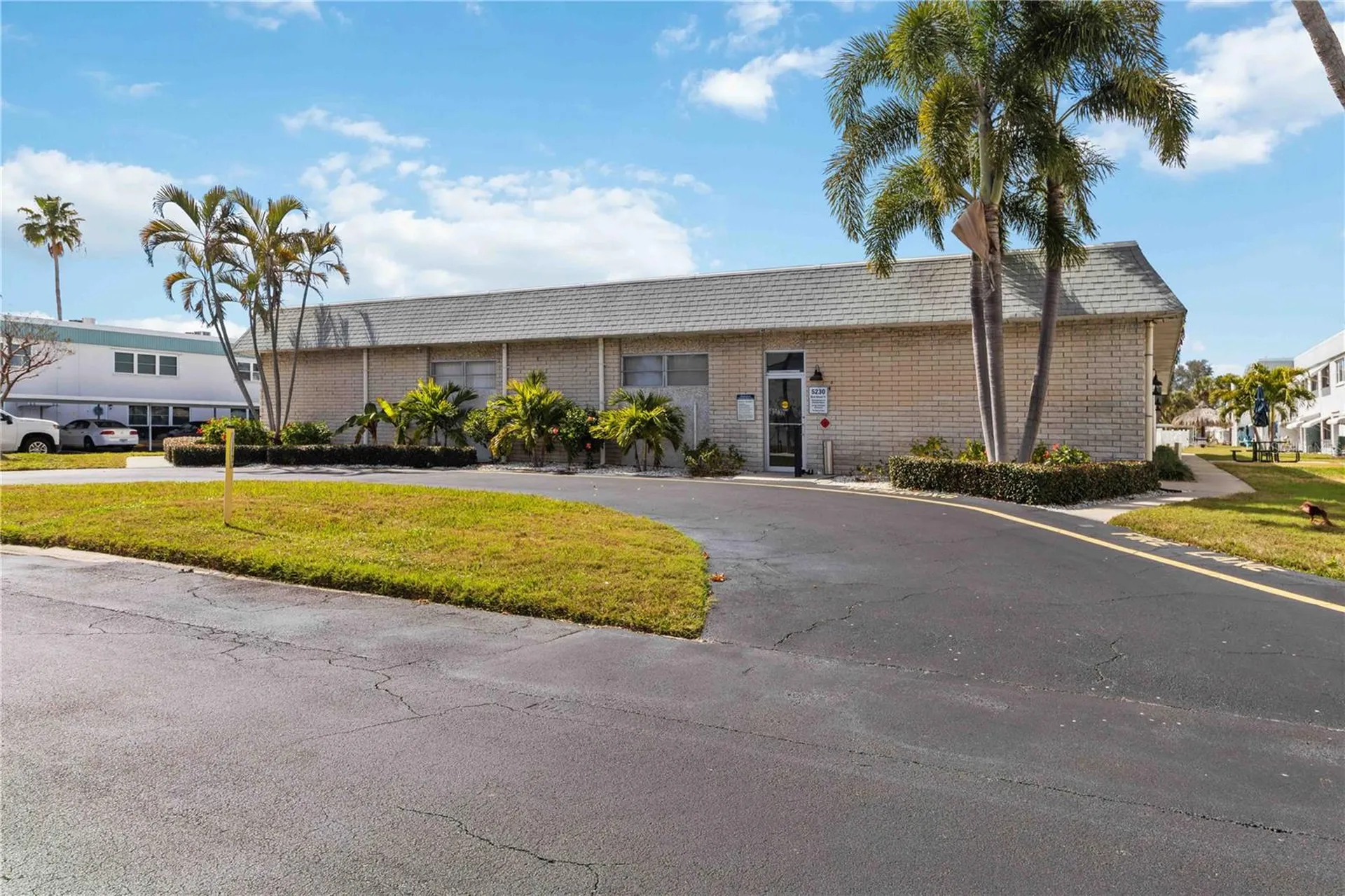 5347 81st Lane St Petersburg FL 33709