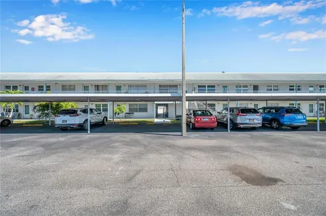 5347 81st Lane St Petersburg FL 33709