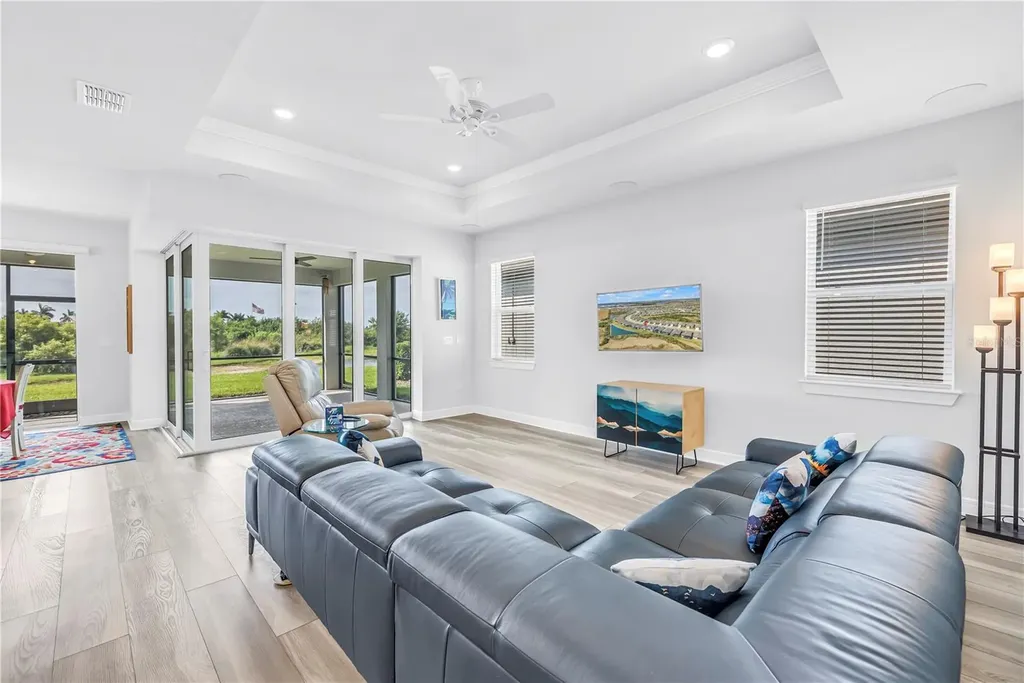 8721 Ocean Tides Cove Parrish FL 34219