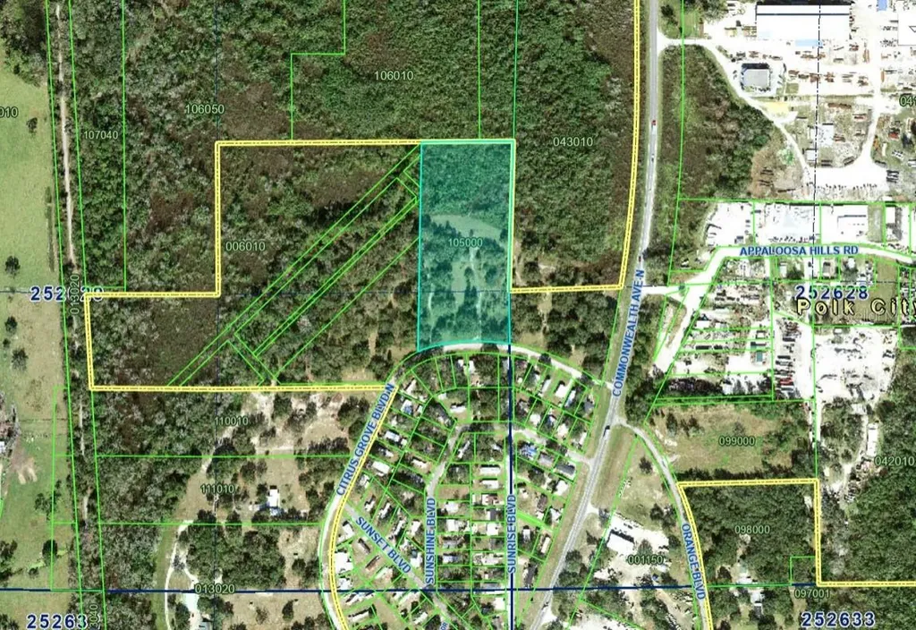 627 Citrus Grove Boulevard N Polk City FL 33868