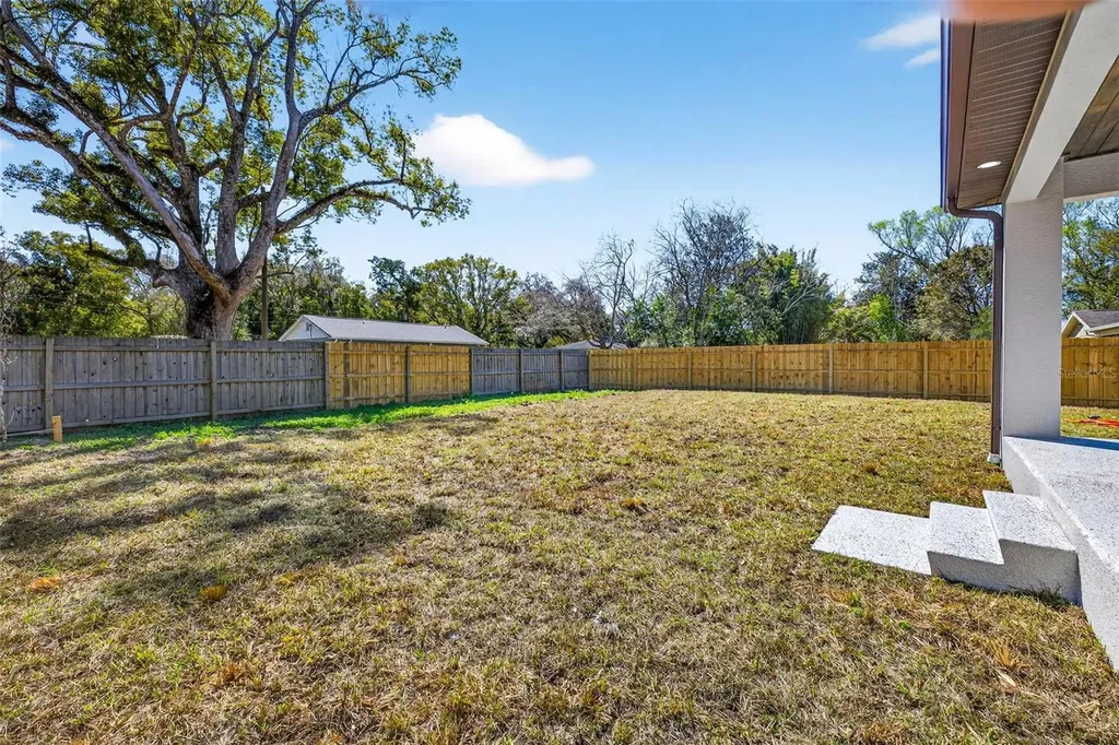 284 Roosevelt Avenue Masaryktown FL 34604