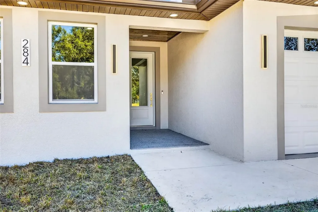 284 Roosevelt Avenue Masaryktown FL 34604