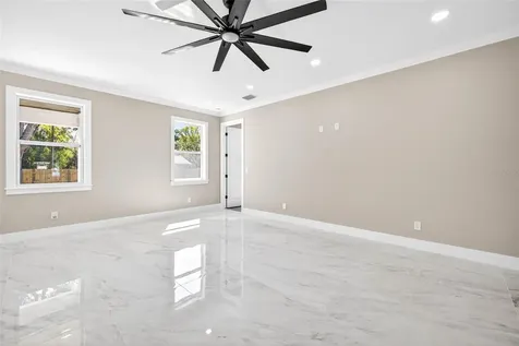 284 Roosevelt Avenue Masaryktown FL 34604