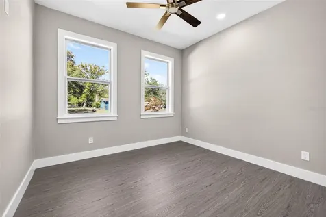 284 Roosevelt Avenue Masaryktown FL 34604