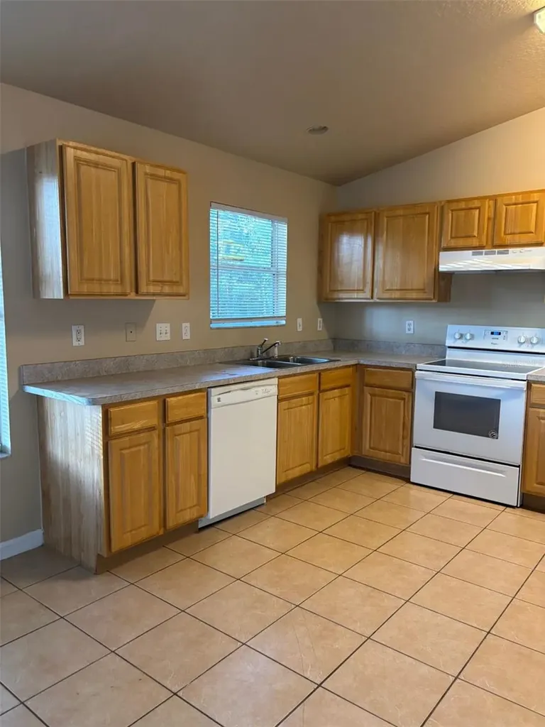 35 Brunswick Lane Palm Coast FL 32137