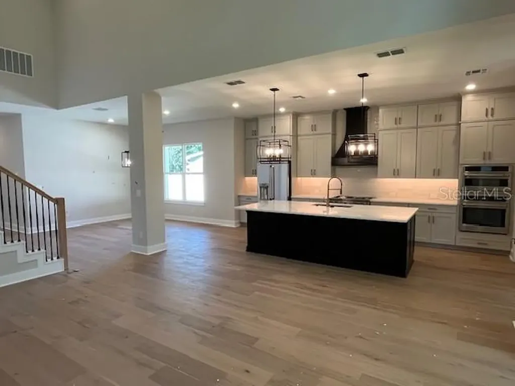 2326 Vivada Street Orlando FL 32803