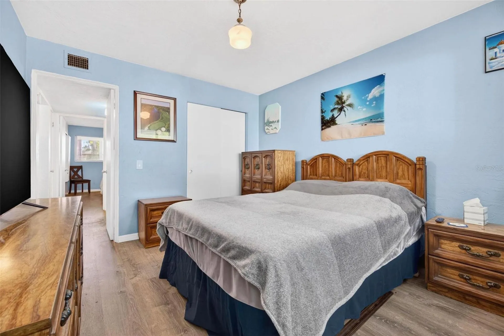 2021 Australia Way W Clearwater FL 33763