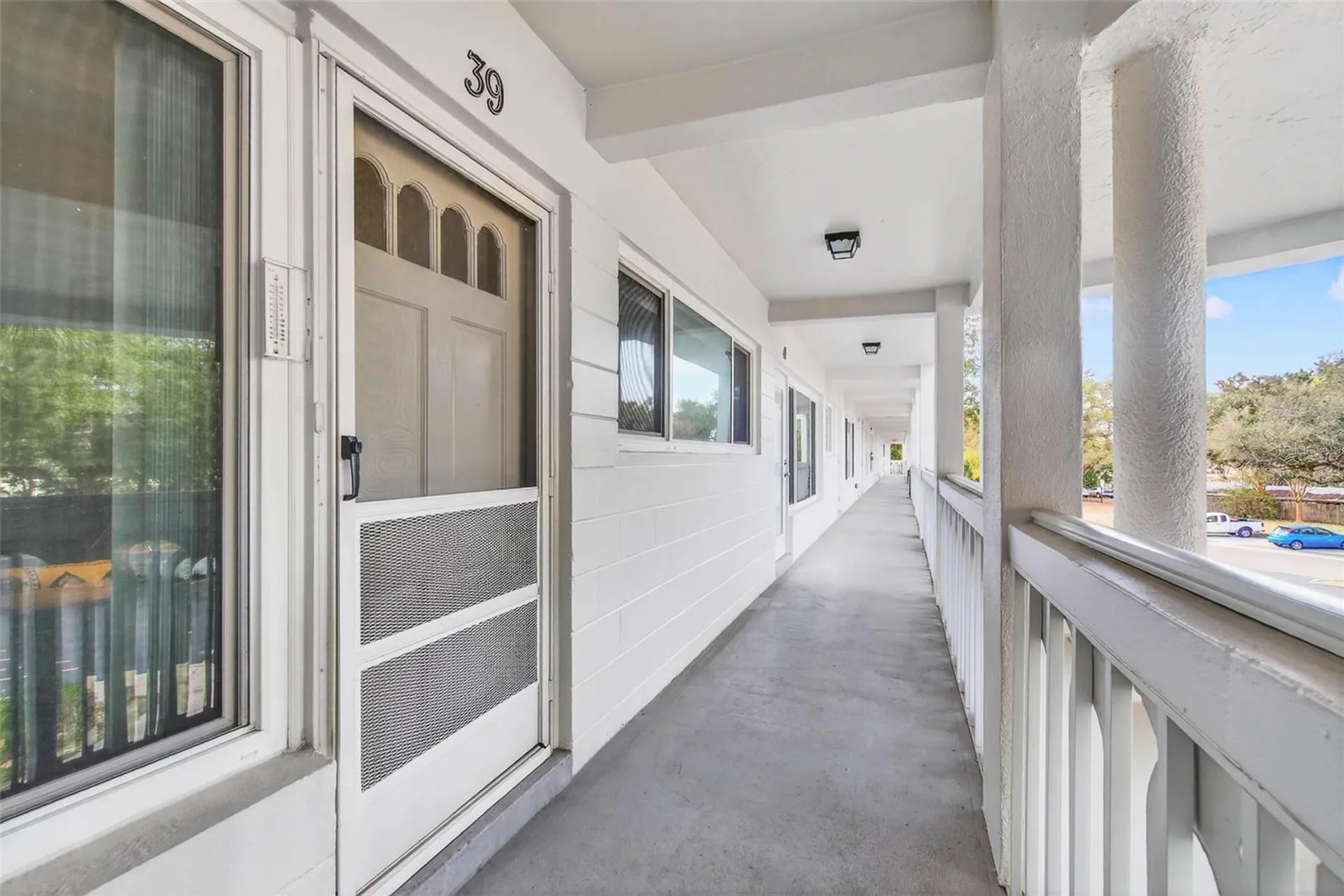 2021 Australia Way W Clearwater FL 33763