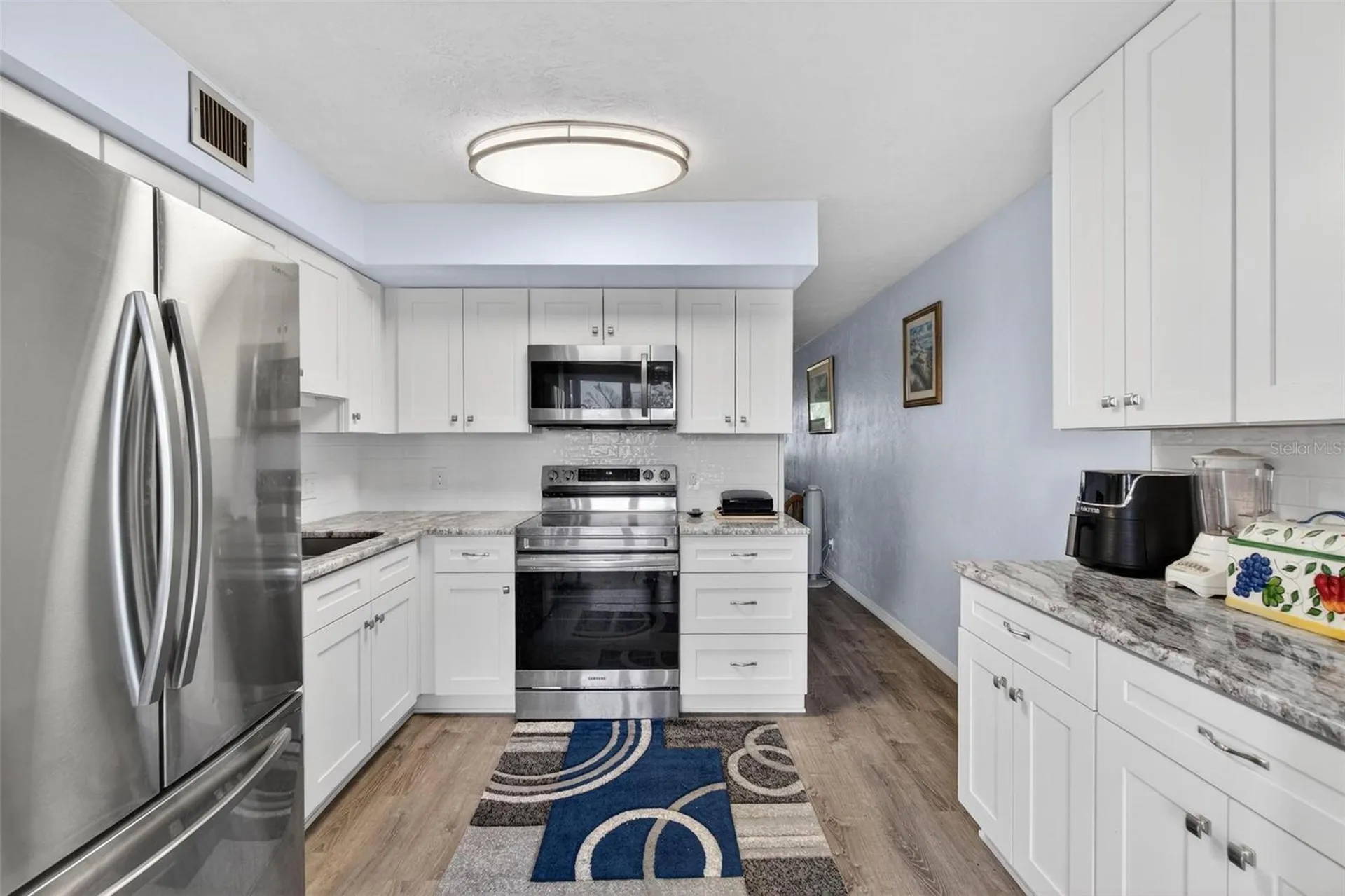 2021 Australia Way W Clearwater FL 33763