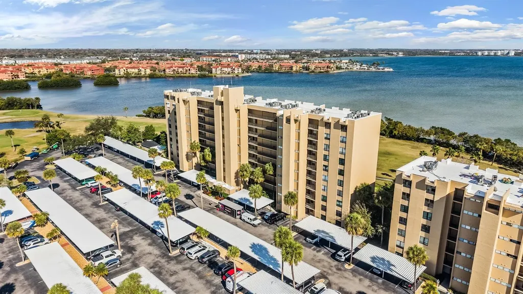 2618 Cove Cay Drive Clearwater FL 33760