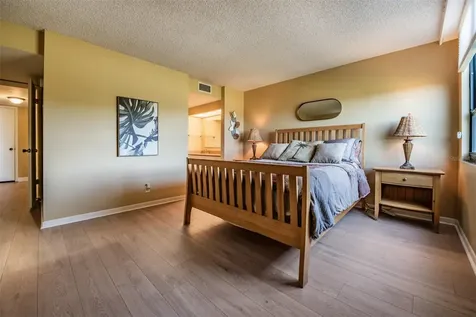 2618 Cove Cay Drive Clearwater FL 33760