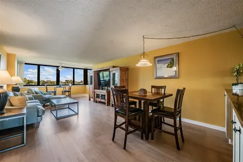2618 Cove Cay Drive Clearwater FL 33760