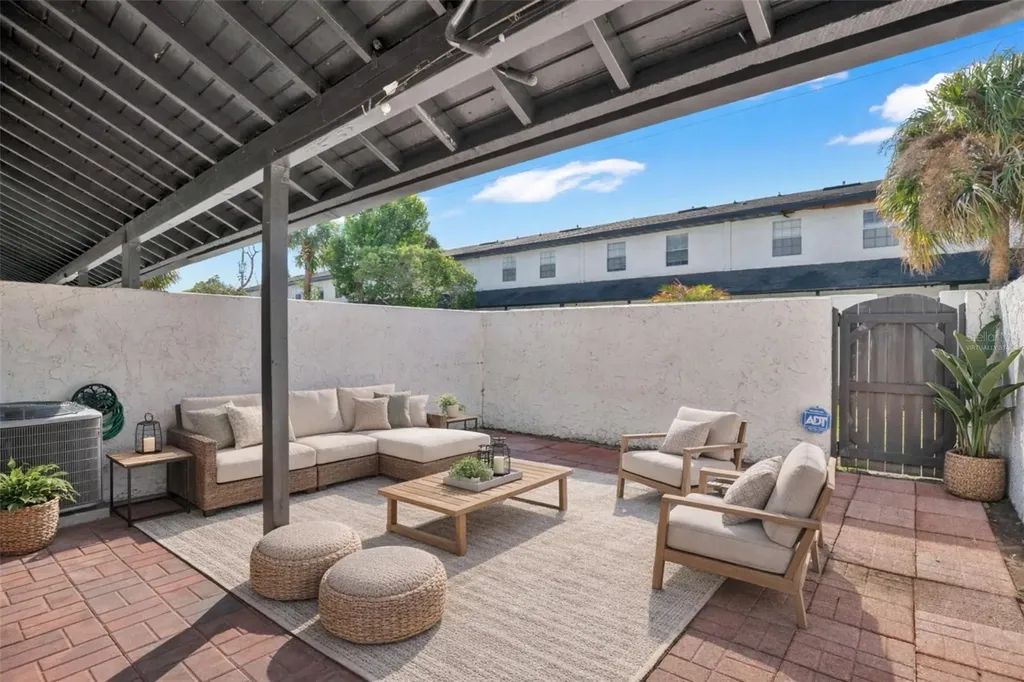 5656 Royal Pine Boulevard Orlando FL 32807
