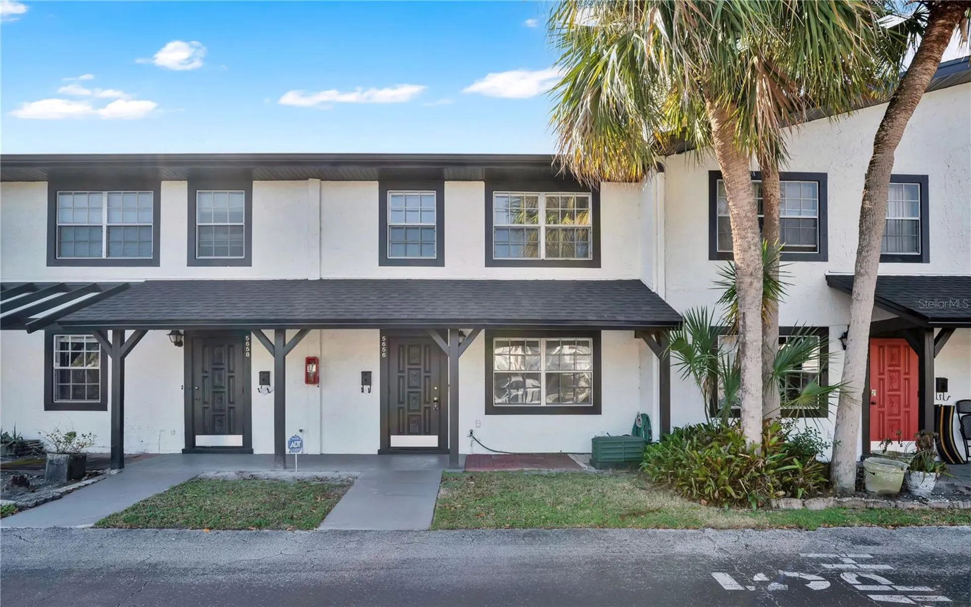 5656 Royal Pine Boulevard Orlando FL 32807