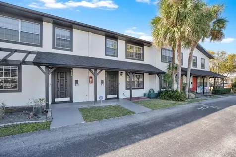 5656 Royal Pine Boulevard Orlando FL 32807