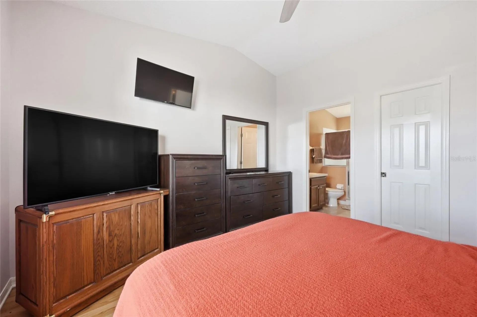 5062 El Destino Drive Leesburg FL 34748