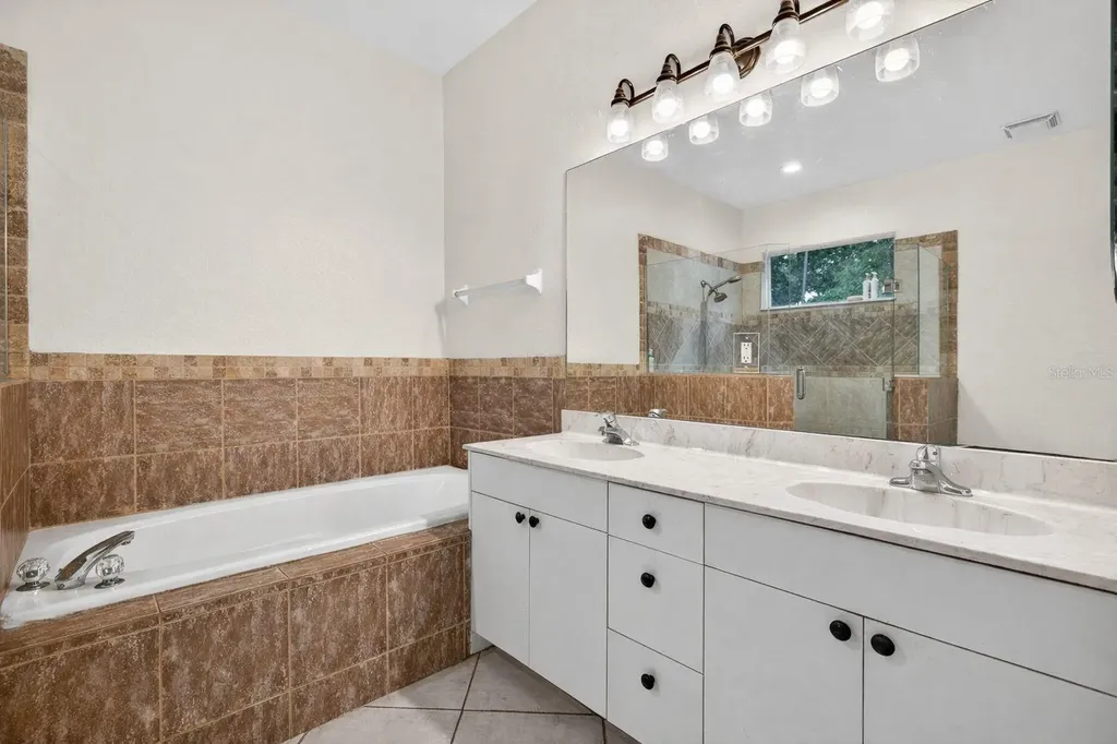 5791 Golden Gate Parkway Naples FL 34116