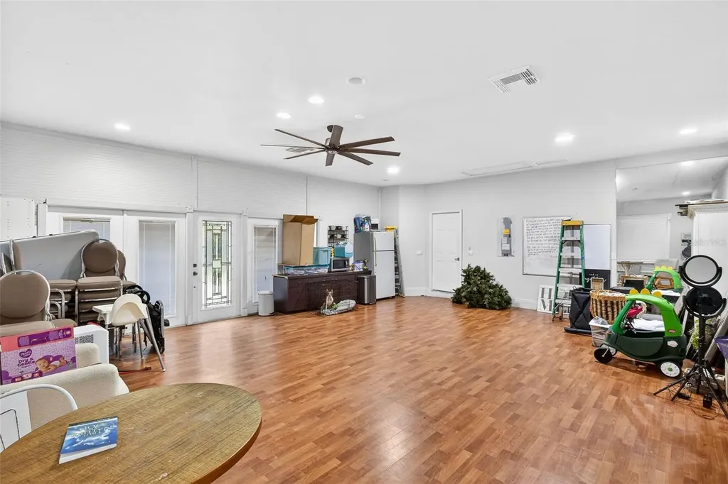 5791 Golden Gate Parkway Naples FL 34116