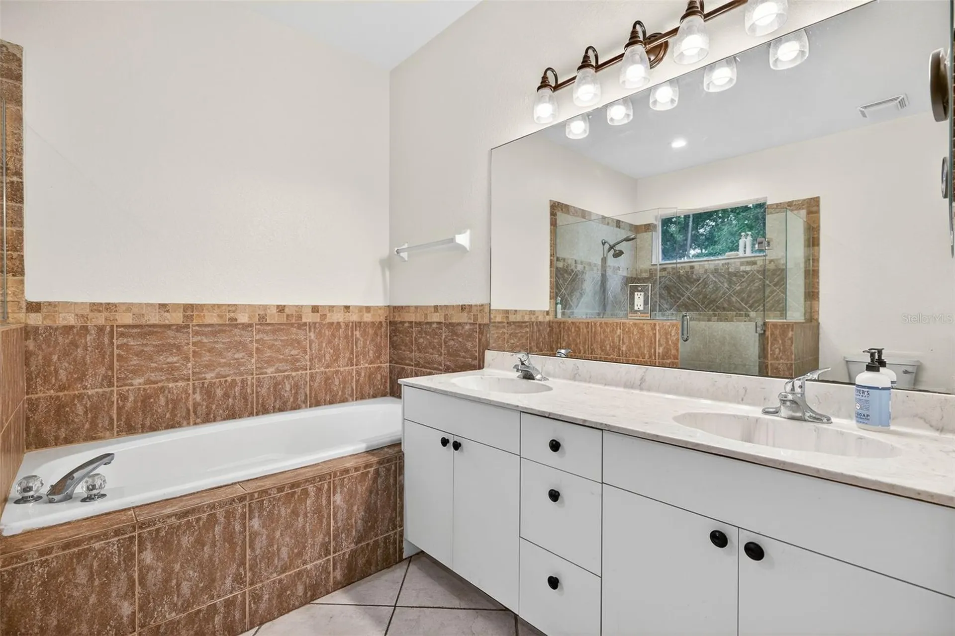 5791 Golden Gate Parkway Naples FL 34116