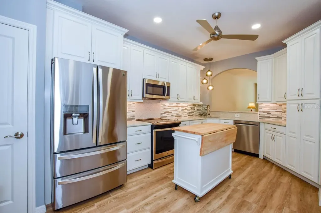 877 Tartan Drive Venice FL 34293