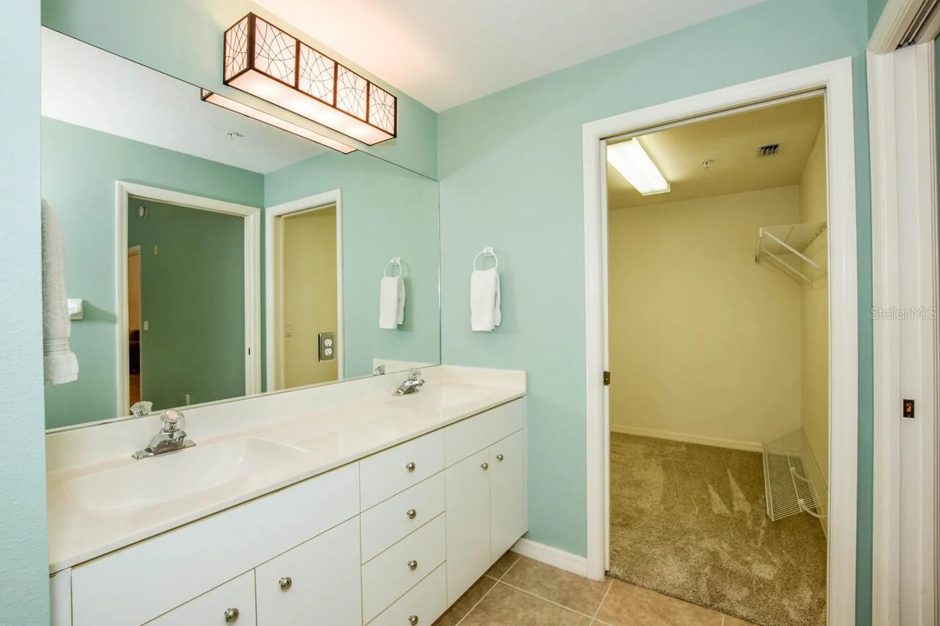 877 Tartan Drive Venice FL 34293