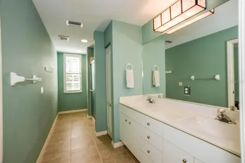 877 Tartan Drive Venice FL 34293