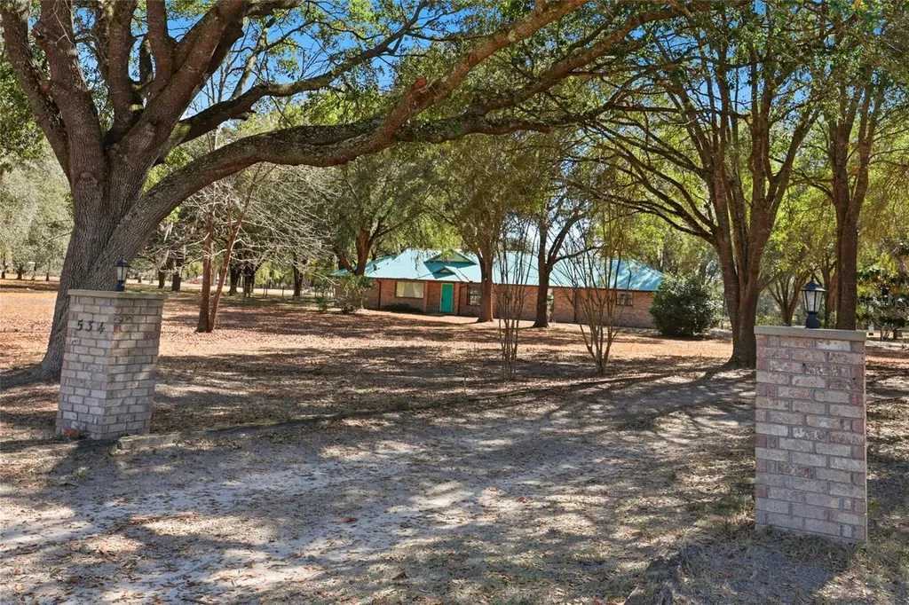 534 SW Thorne Lane Fort White FL 32038