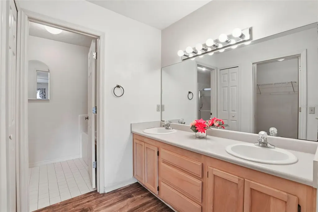 534 SW Thorne Lane Fort White FL 32038