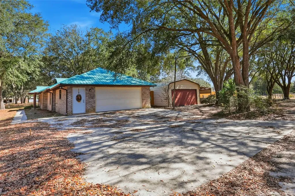 534 SW Thorne Lane Fort White FL 32038