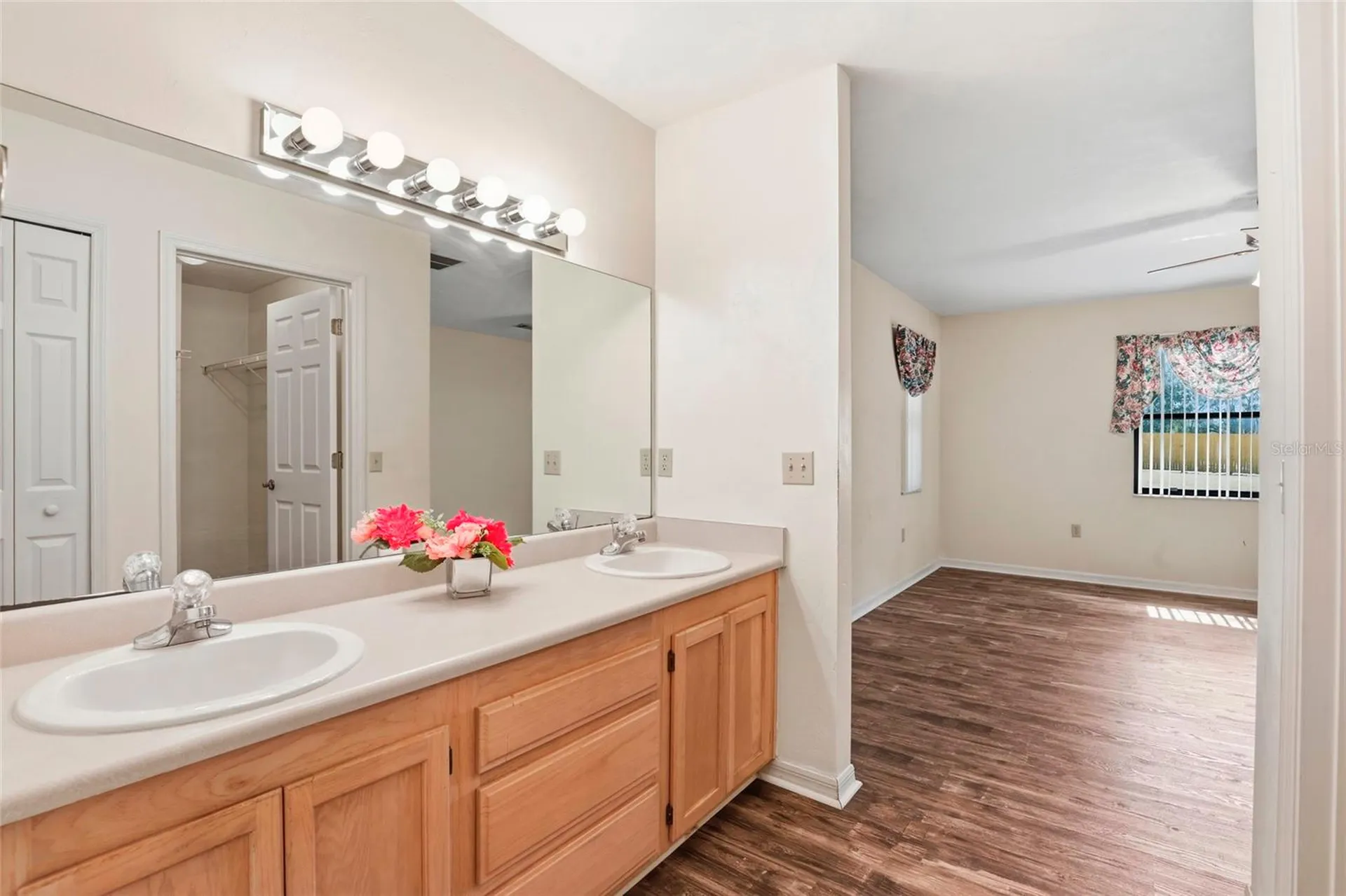 534 SW Thorne Lane Fort White FL 32038