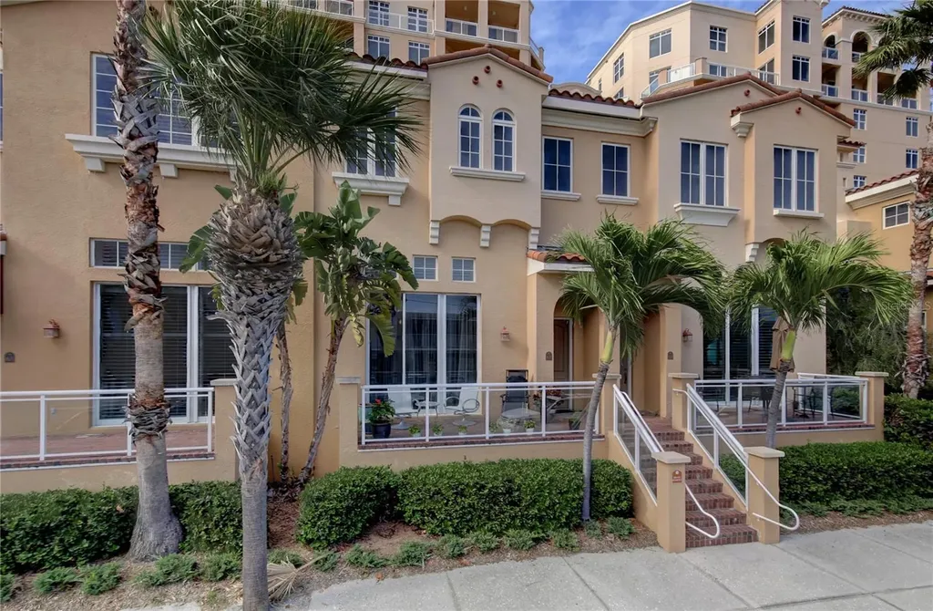505 Mandalay Avenue Clearwater Beach FL 33767