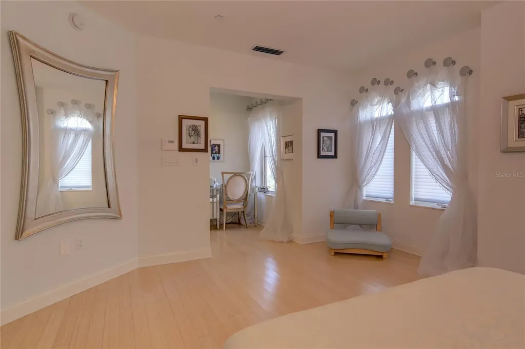 505 Mandalay Avenue Clearwater Beach FL 33767