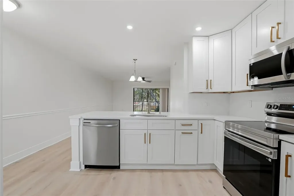 2682 Sabal Springs Circle Clearwater FL 33761
