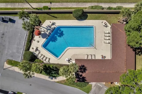2682 Sabal Springs Circle Clearwater FL 33761
