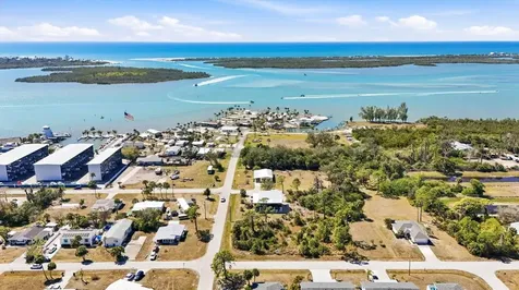 3000 Bourbon Street Englewood FL 34224