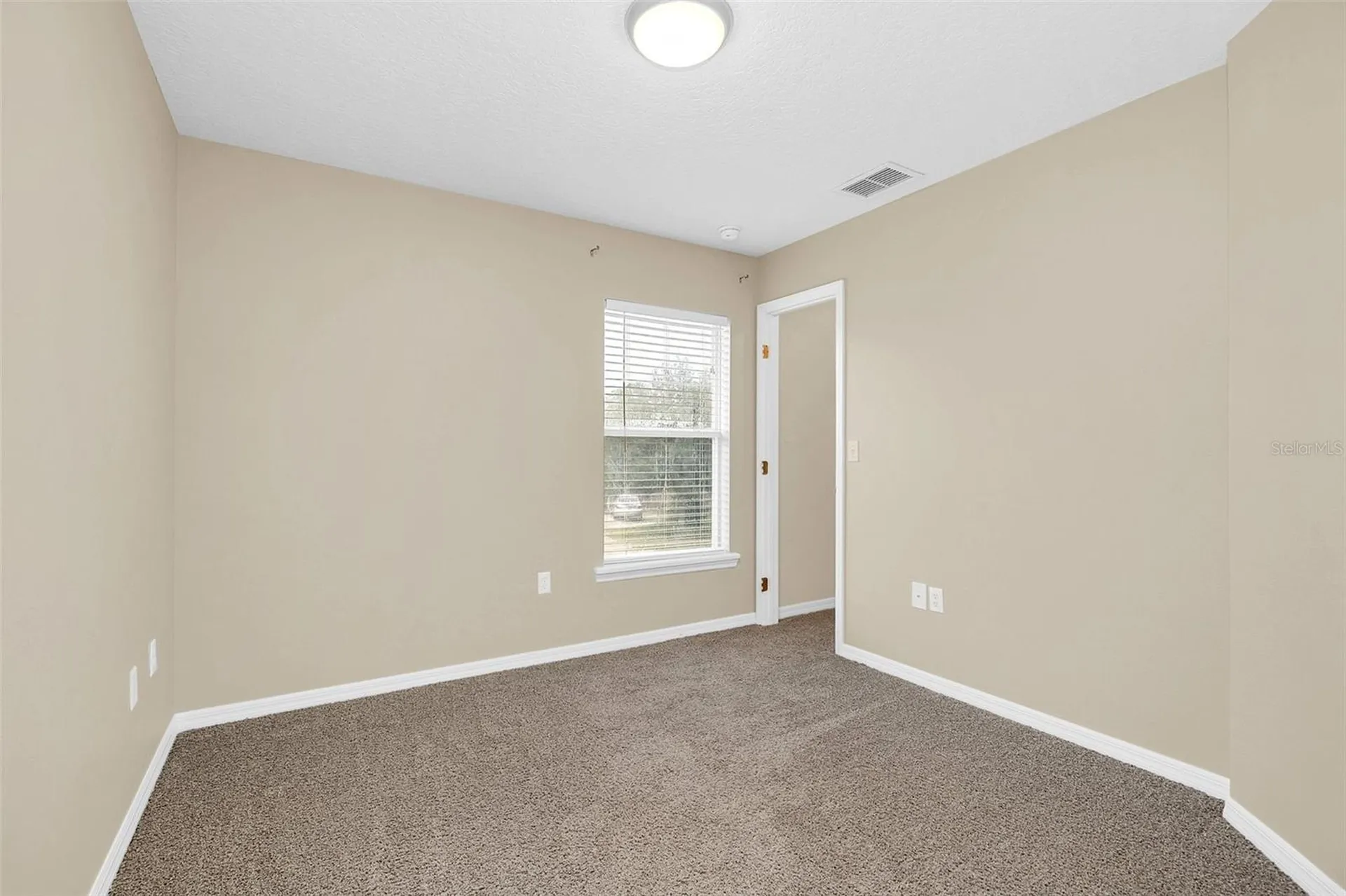 1422 Saffron Trail Deland FL 32724