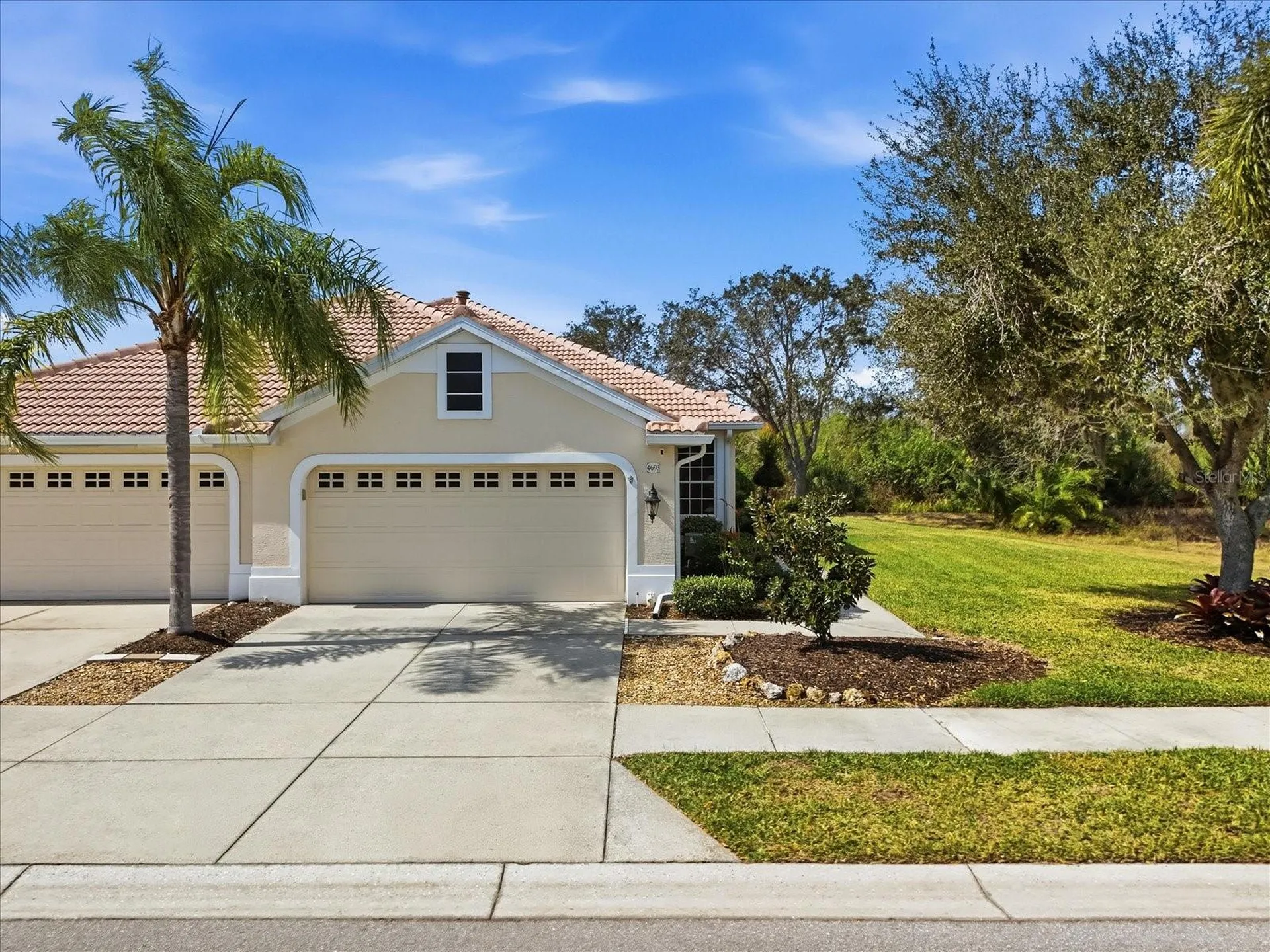 4693 Whispering Oaks Drive North Port FL 34287