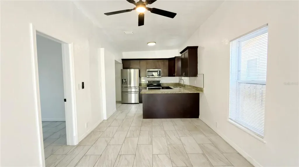2332 W Pine Street Tampa FL 33607