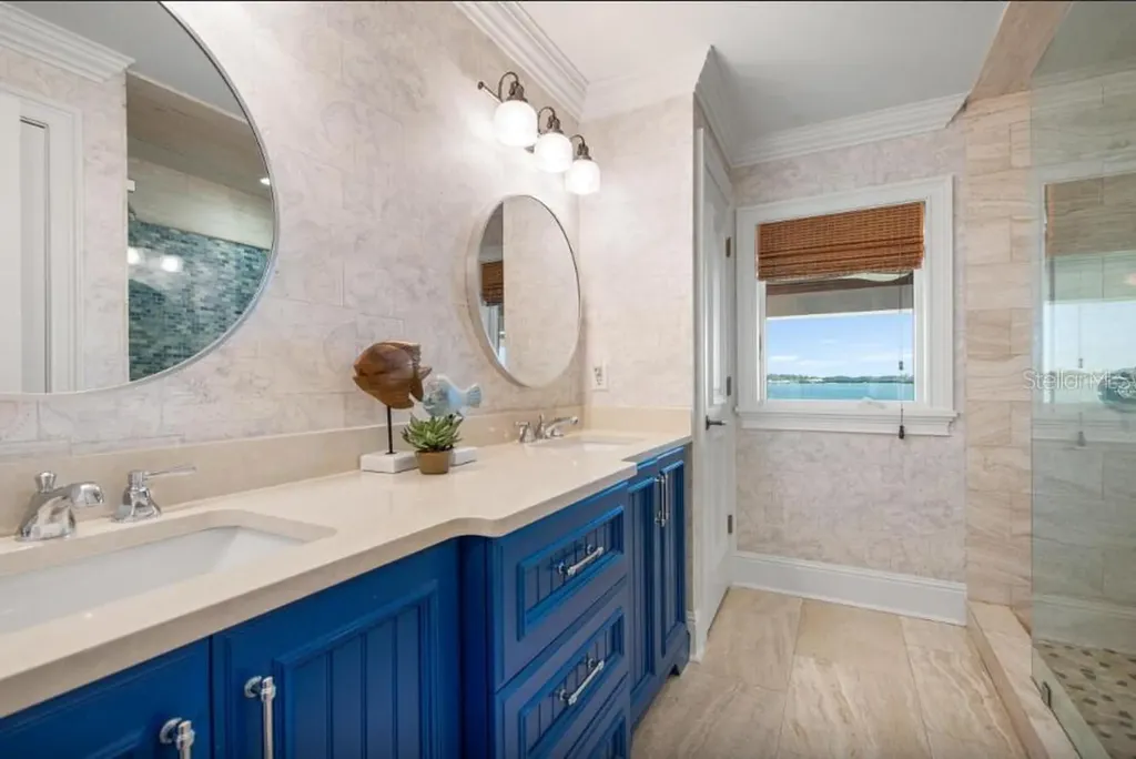 110 10th Street S Bradenton Beach FL 34217