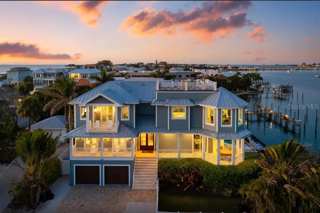 110 10th Street S Bradenton Beach FL 34217