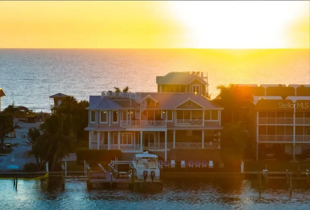 110 10th Street S Bradenton Beach FL 34217