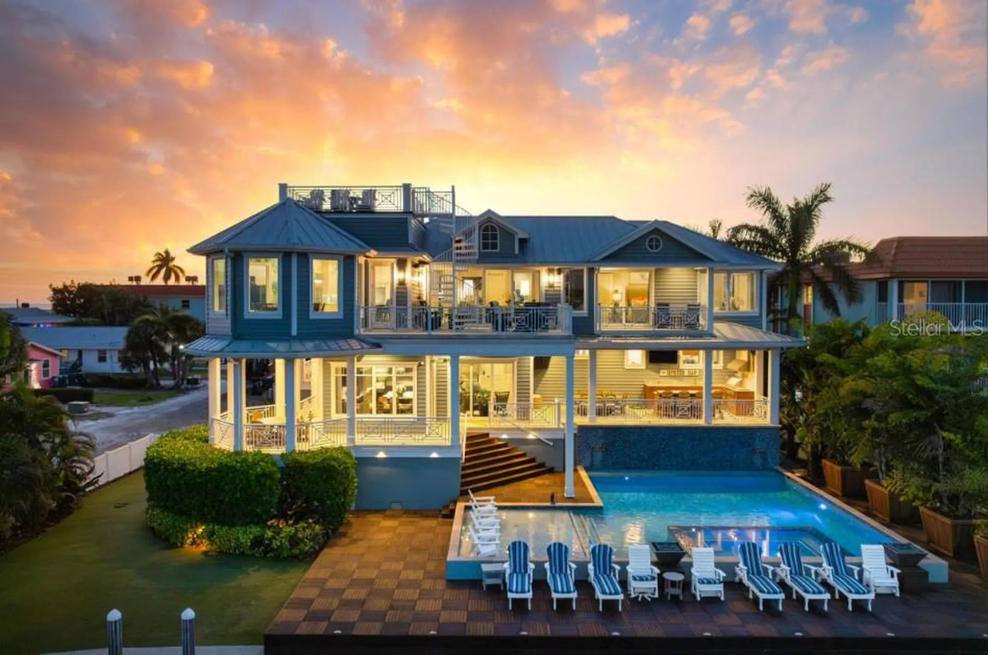 110 10th Street S Bradenton Beach FL 34217