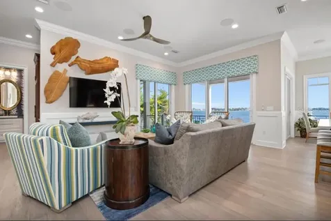110 10th Street S Bradenton Beach FL 34217